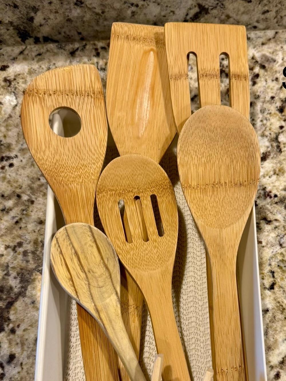 Natural Bamboo Kitchen Utensil Set - Light Wood
